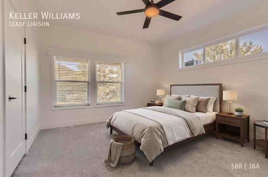 9170 Frank Rd - Photo 6 of 50