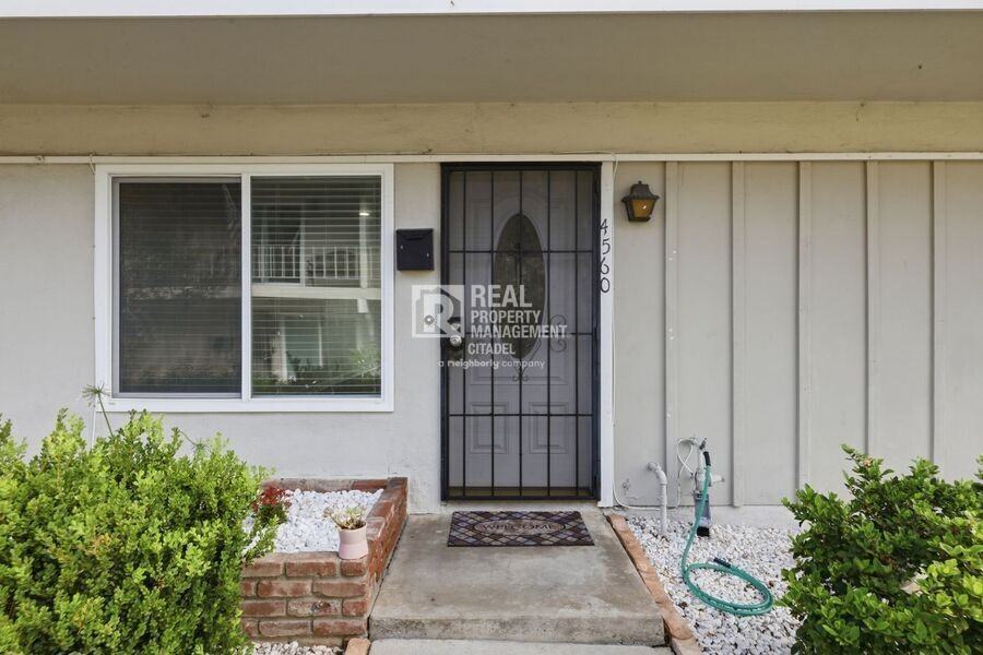 4560 Jamestown Dr - Photo 2 of 26