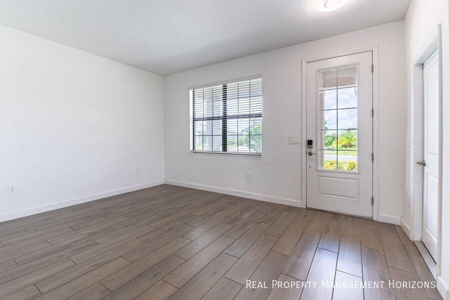15436 White Linen Dr - Photo 3 of 46