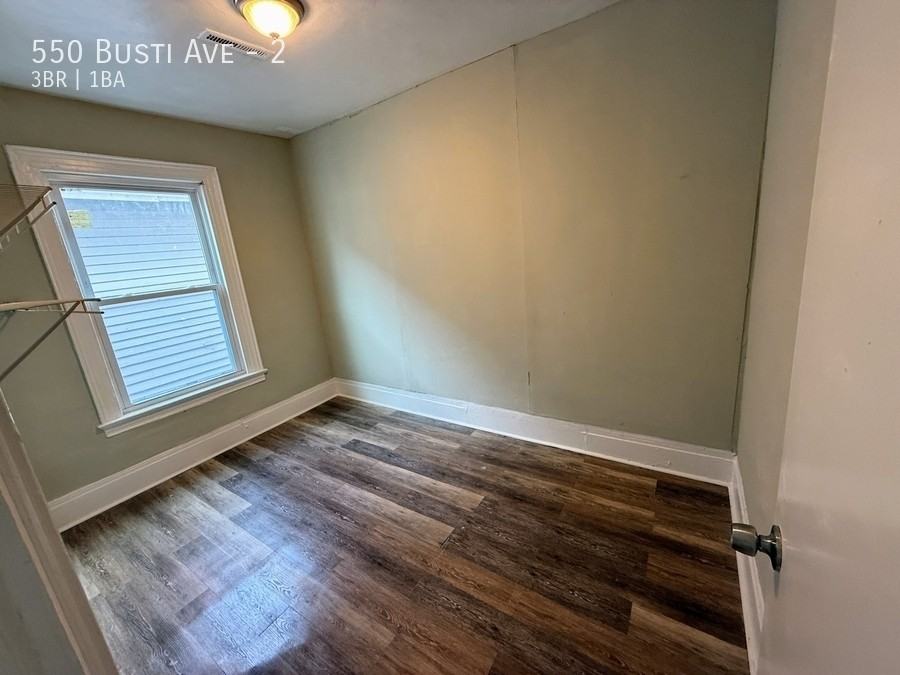 550 Busti Ave #2 - Photo 7 of 10