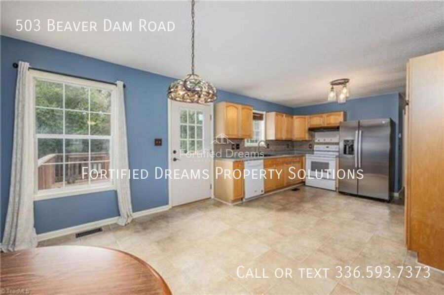 503 Beaver Dam Rd - Photo 7 of 11