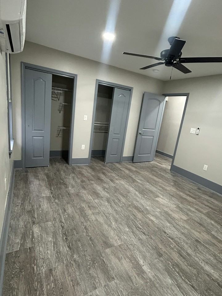 910 Lancaster Avenue, Unit 2F Rear - Photo 3 of 13