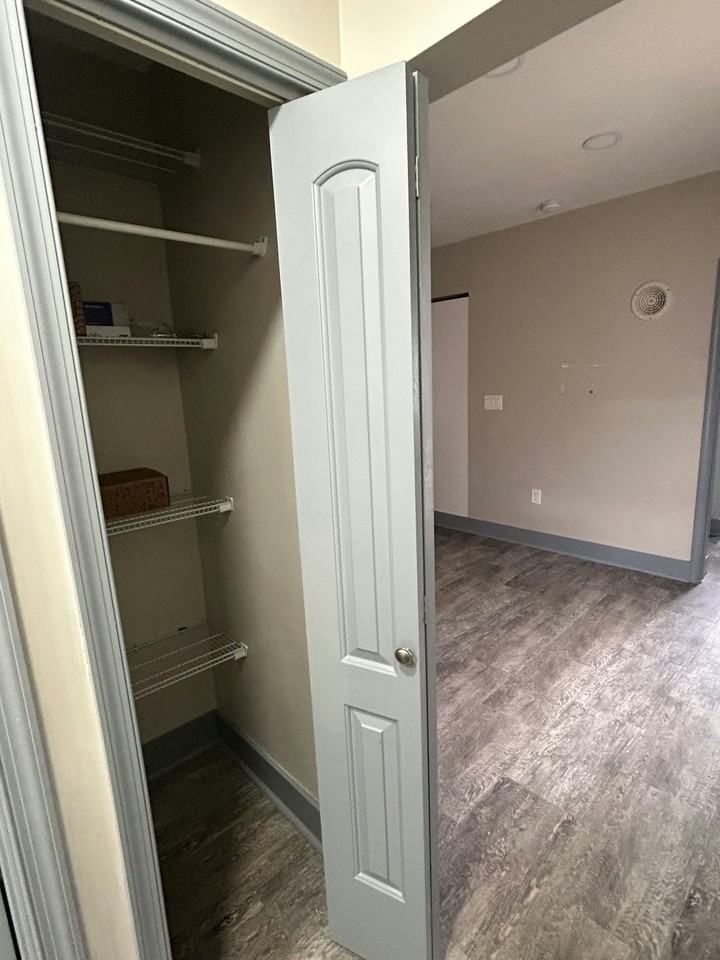 910 Lancaster Avenue, Unit 2F Rear - Photo 5 of 13