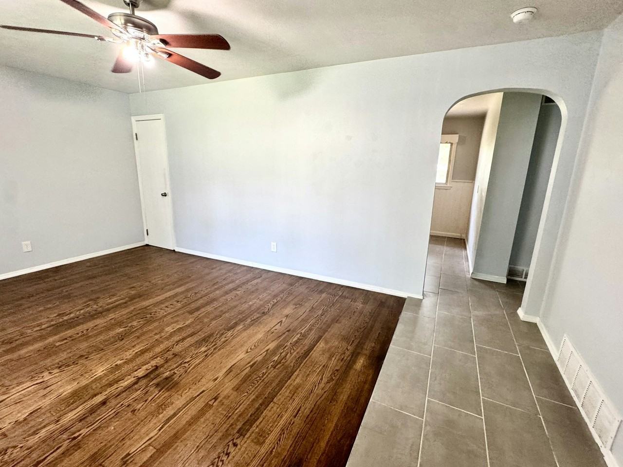 3564 Norman Avenue - Photo 4 of 31
