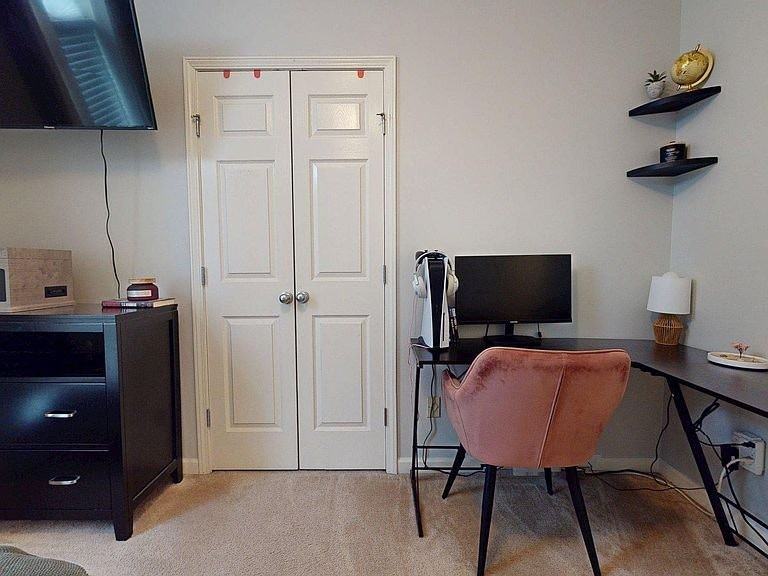 2049 Forest Lakes Lane - Photo 4 of 26