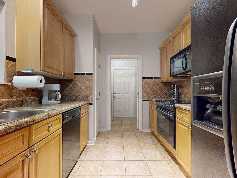 2049 Forest Lakes Lane - Photo 5 of 26