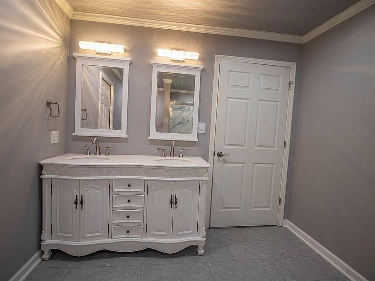 7939 Lightfoot Luckett Road - Photo 4 of 24