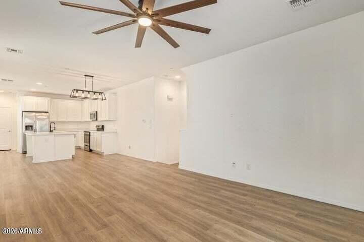 1635 E Dogwood Ln - Photo 6 of 36