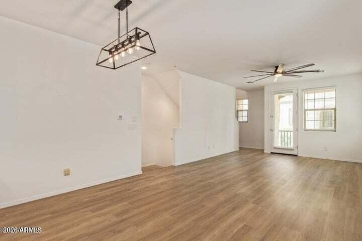 1635 E Dogwood Ln - Photo 7 of 36