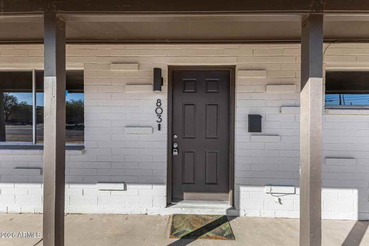 803 N Park Ave #803 - Photo 4 of 27