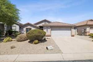 featured image of 4510 E Thorn Tree Dr