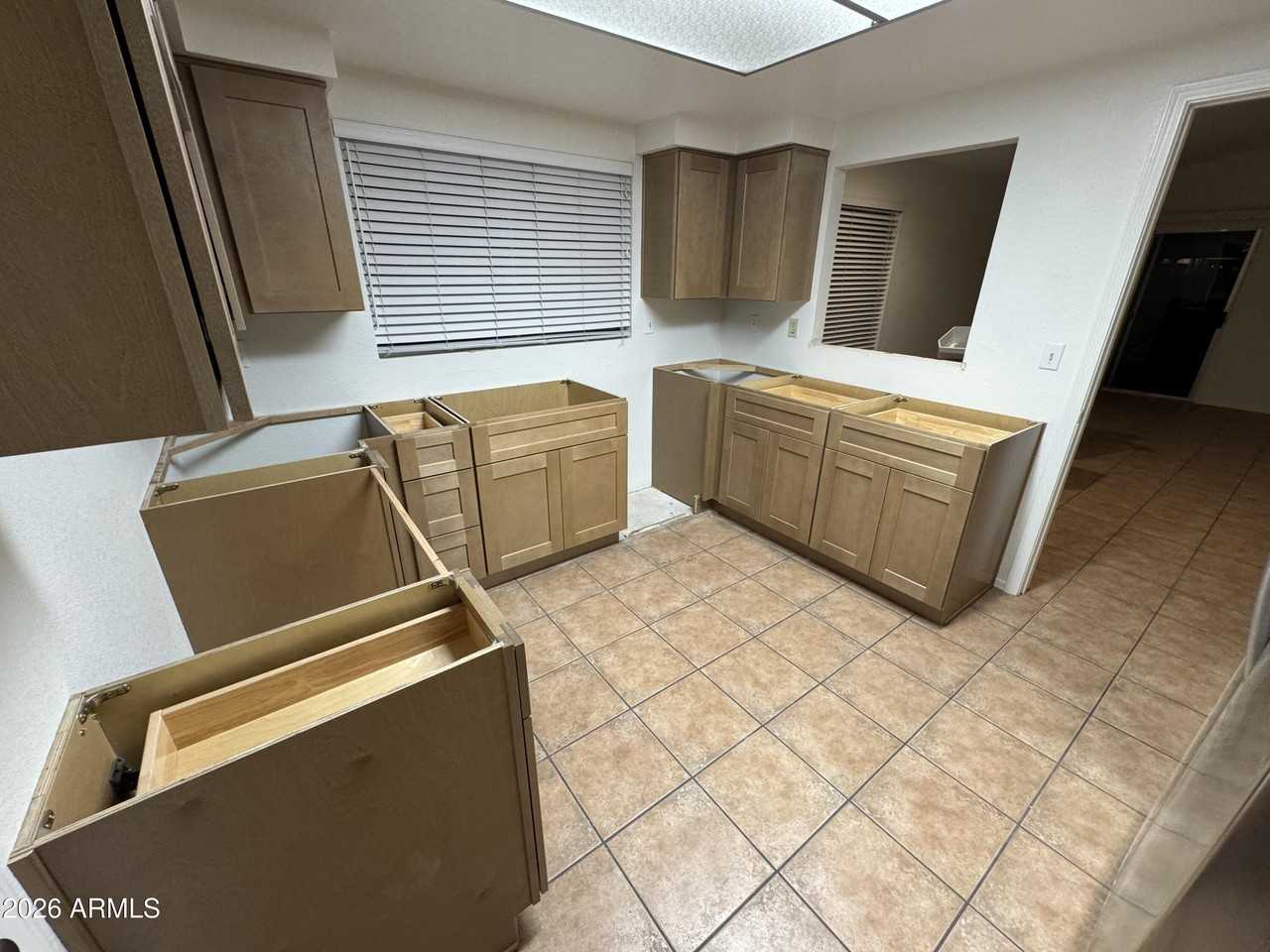 2467 W Park Ave - Photo 6 of 8