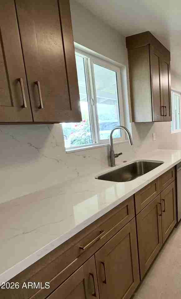 2467 W Park Ave - Photo 7 of 8