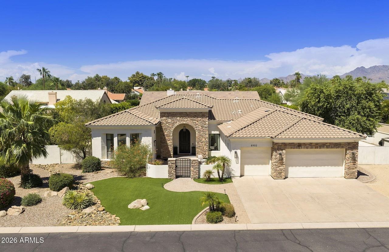 8902 E Ann Way - Photo 2 of 50