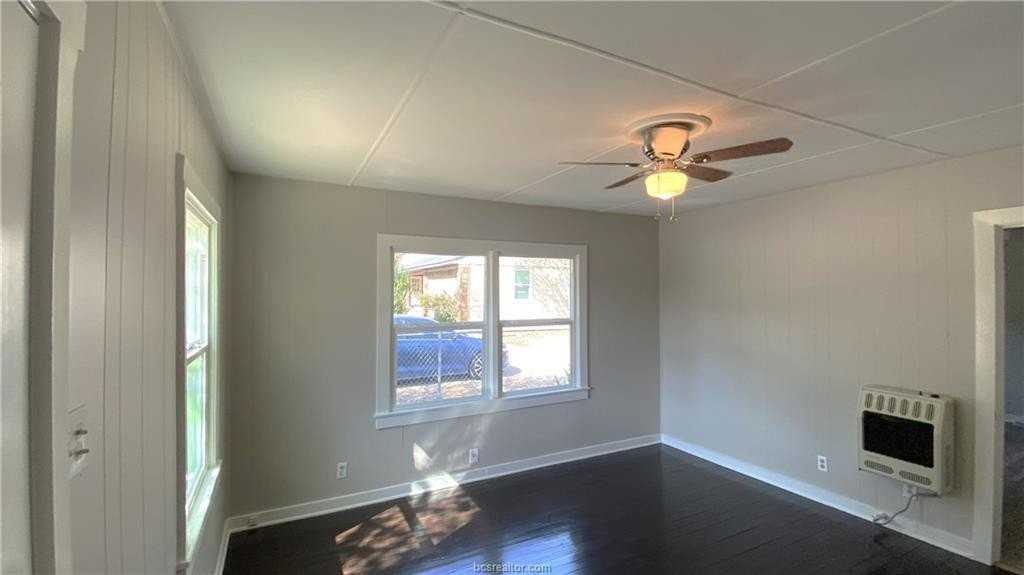 406 North Ave E #B - Photo 2 of 13