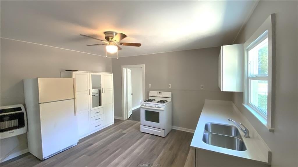 406 North Ave E #B - Photo 6 of 13