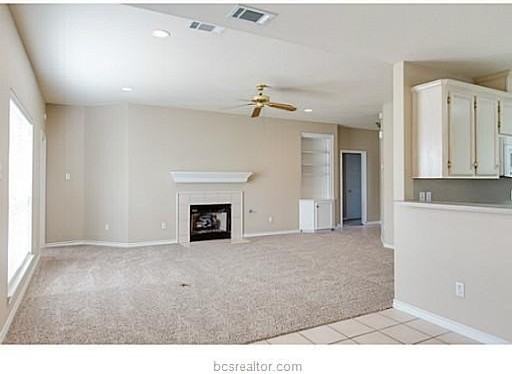 239 Stuttgart Cir - Photo 2 of 13