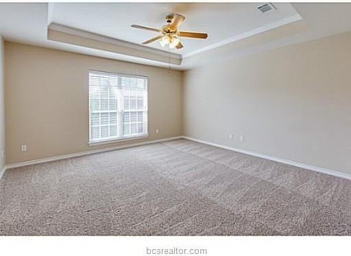 239 Stuttgart Cir - Photo 3 of 13