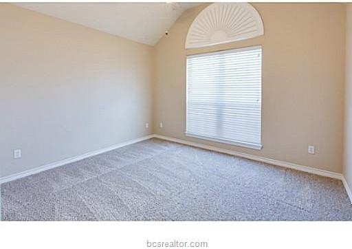 239 Stuttgart Cir - Photo 6 of 13