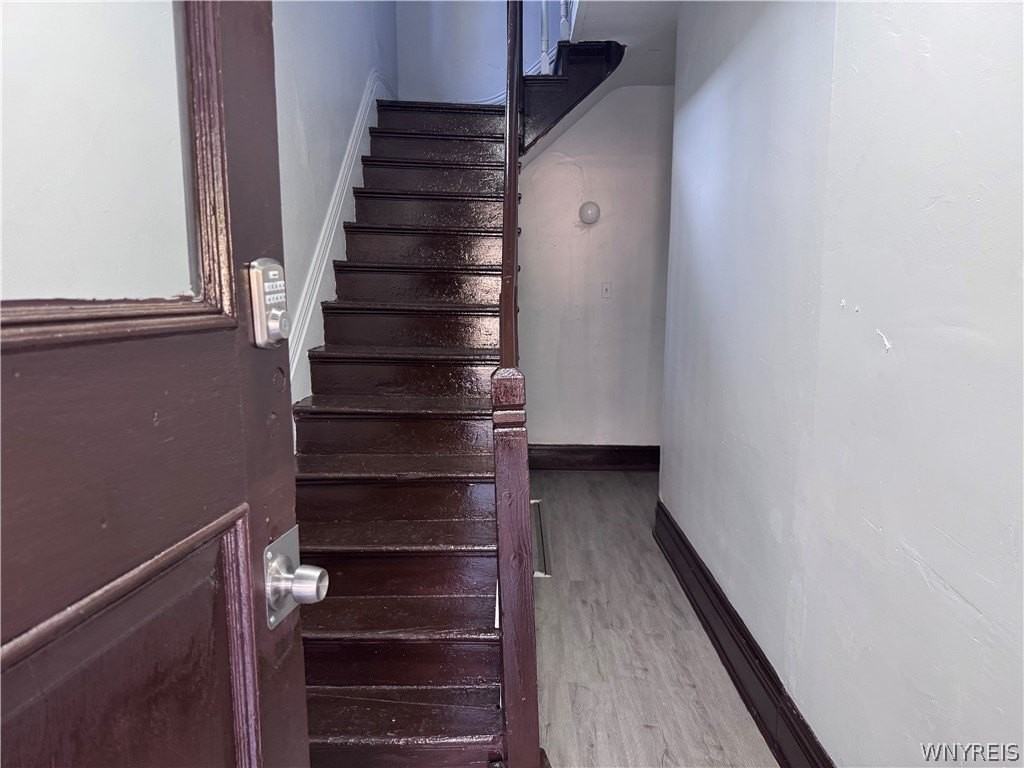 26 York St #2 - Photo 4 of 38