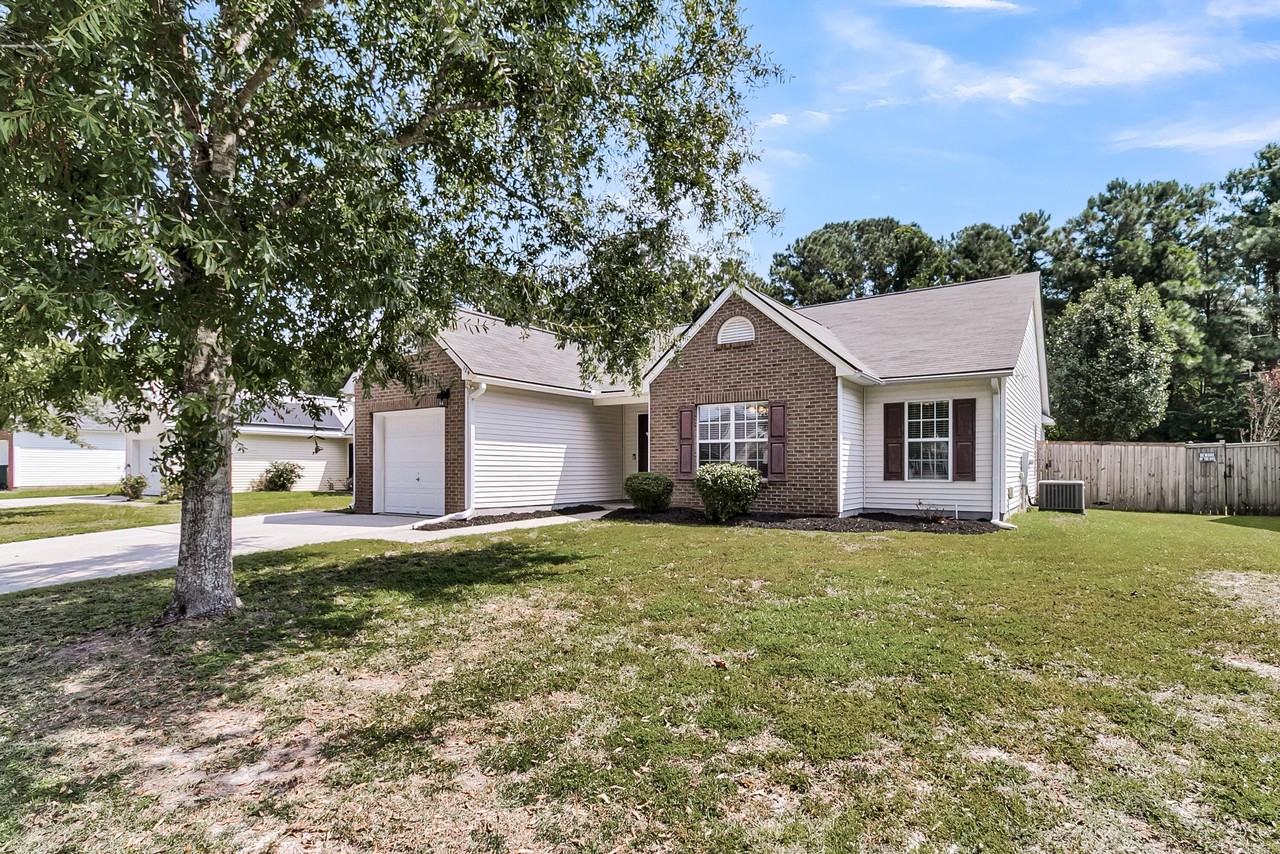 124 Dovetail Cir - Photo 4 of 50