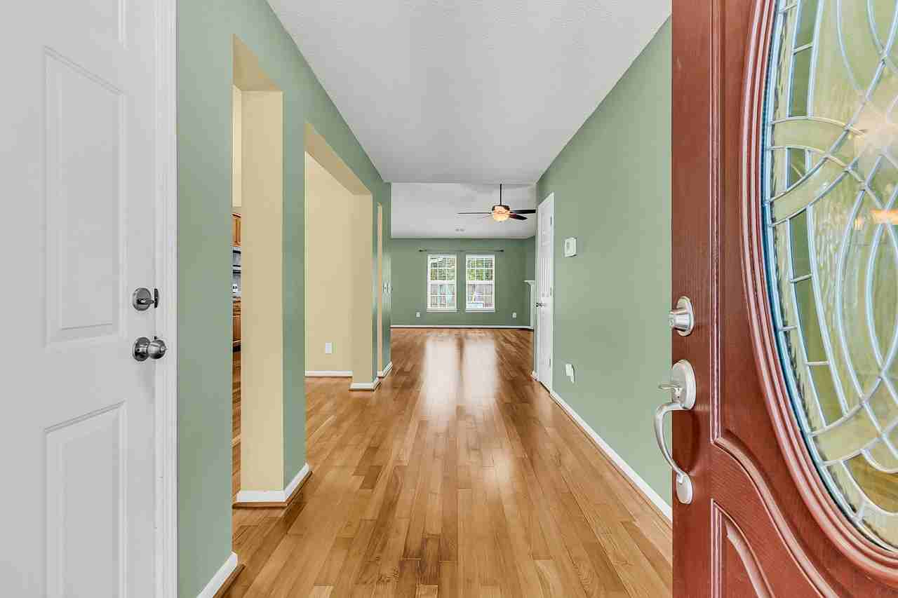 124 Dovetail Cir - Photo 6 of 50