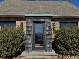 featured image of 2 Meadow Pl #A1