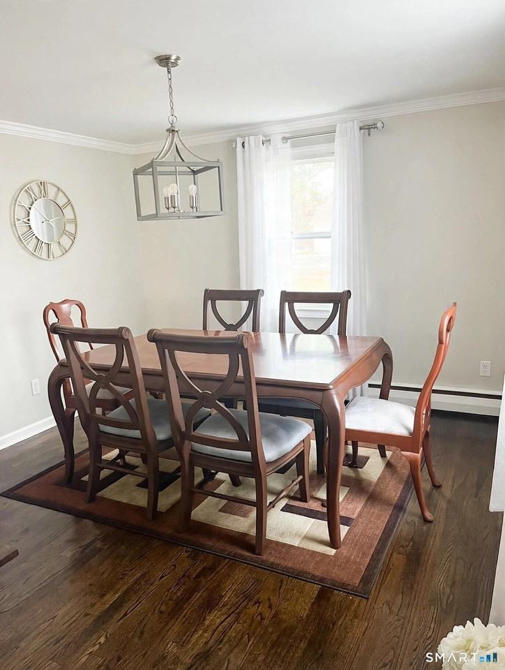 236 Goldenrod Ave - Photo 4 of 21