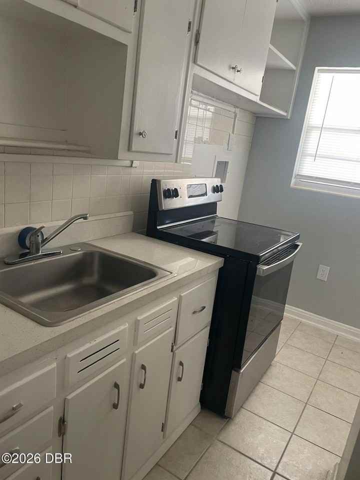 10 Cypress Cir #A - Photo 4 of 8