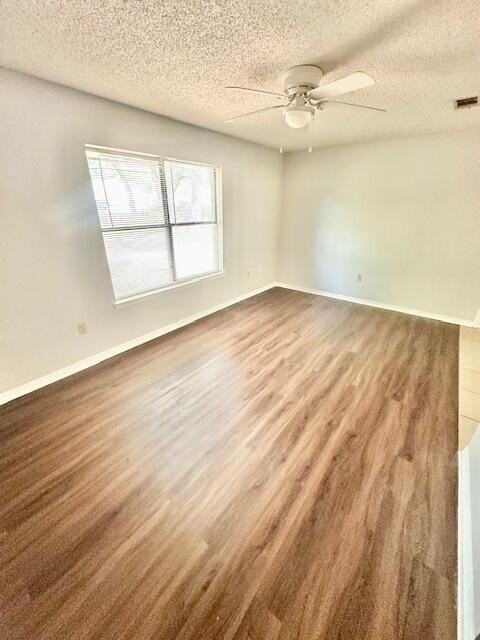 423 John King Rd - Photo 4 of 28