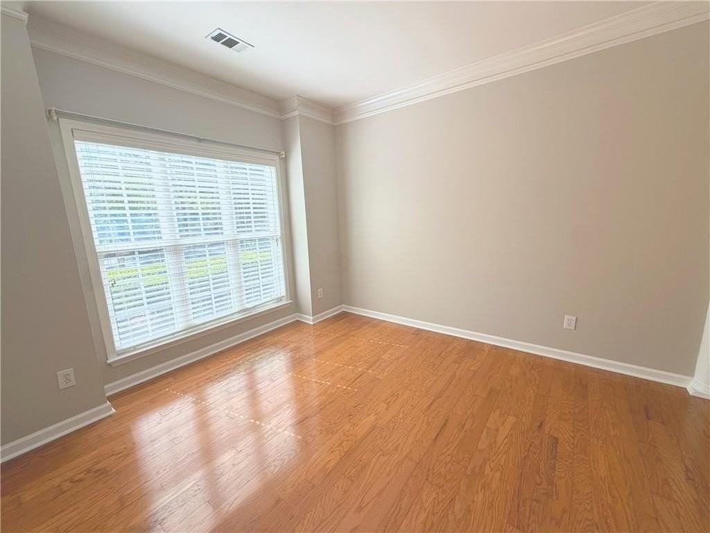 12442 Waterside Dr - Photo 3 of 24