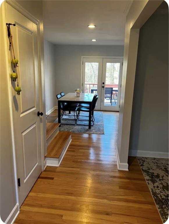 1590 Woodcreek Dr - Photo 3 of 15
