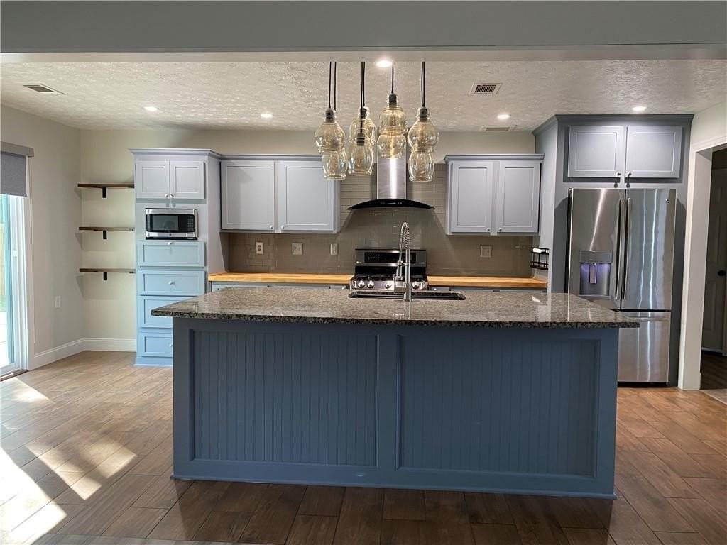 900 Harbins View Dr - Photo 7 of 31