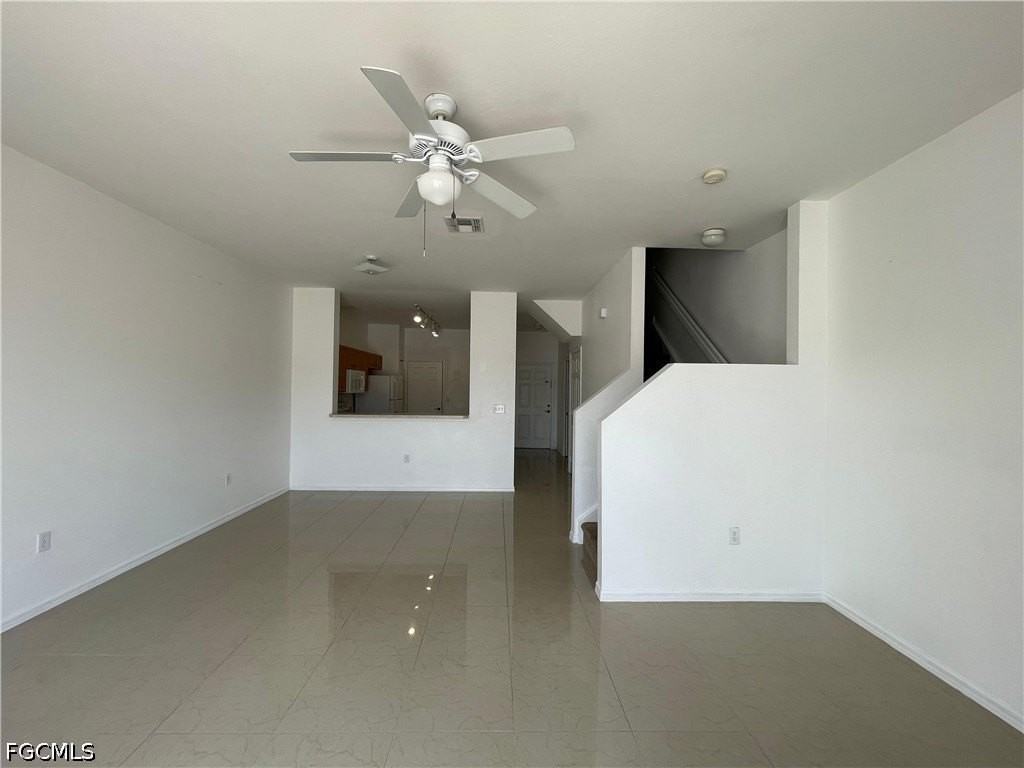 3637 Pine Oak Cir #105 - Photo 7 of 20