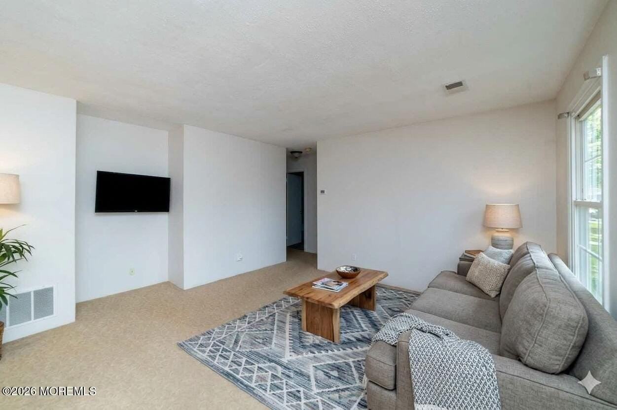 55 Frontier Way - Photo 6 of 17