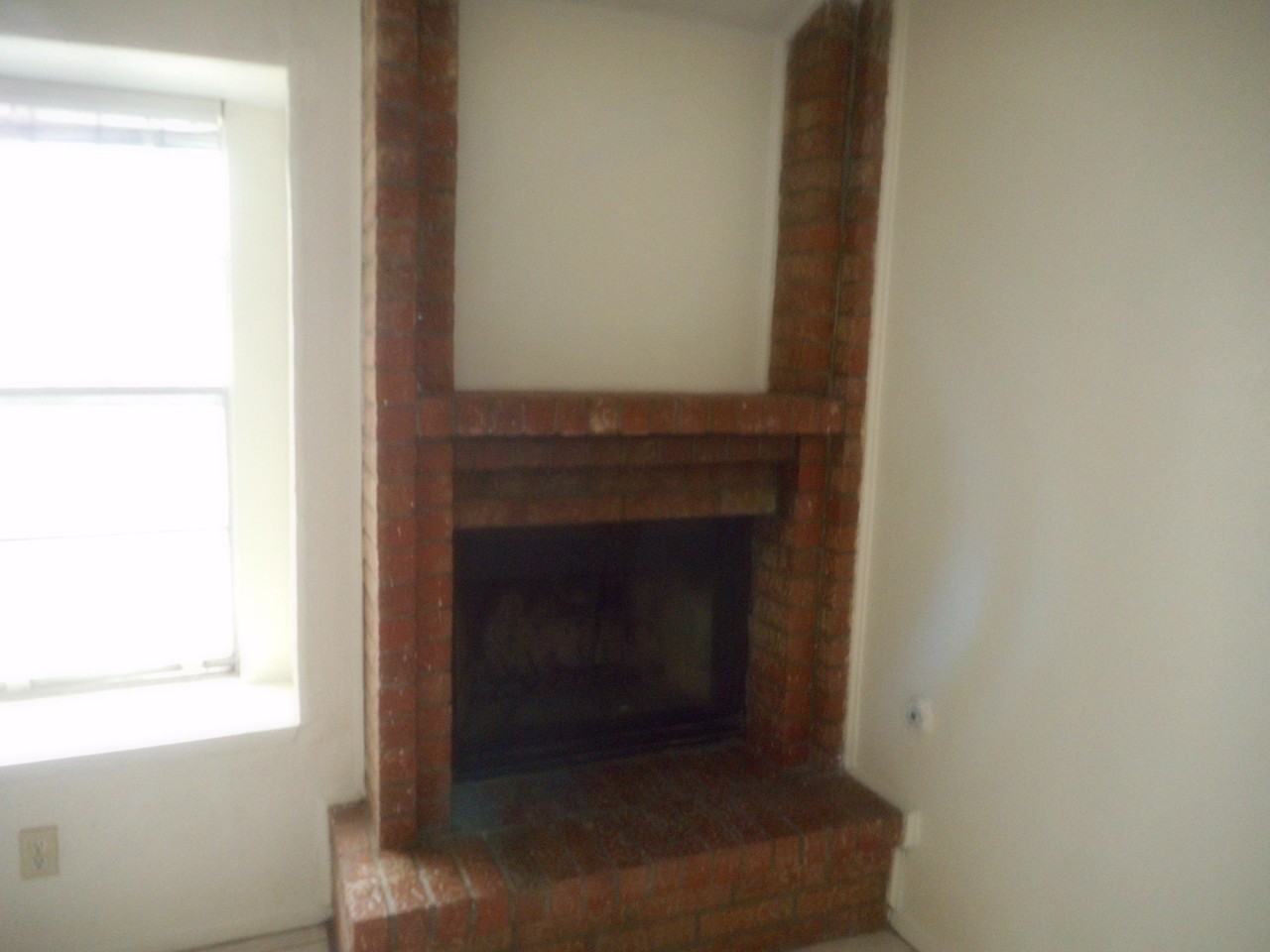 618 White Cliffs Dr #A - Photo 3 of 10