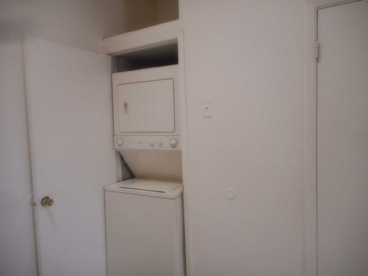 618 White Cliffs Dr #A - Photo 4 of 10