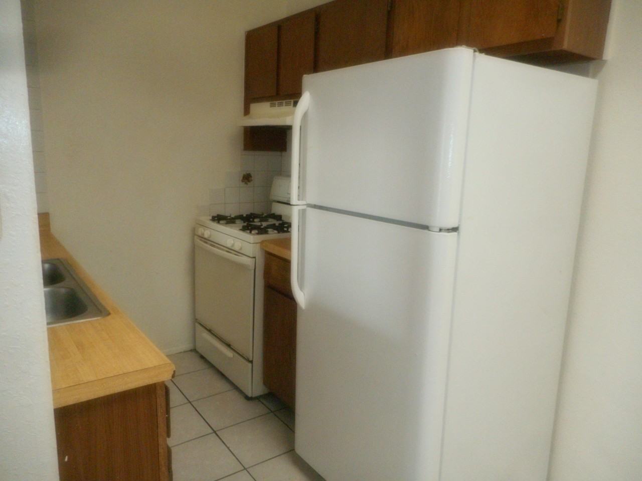 618 White Cliffs Dr #A - Photo 5 of 10