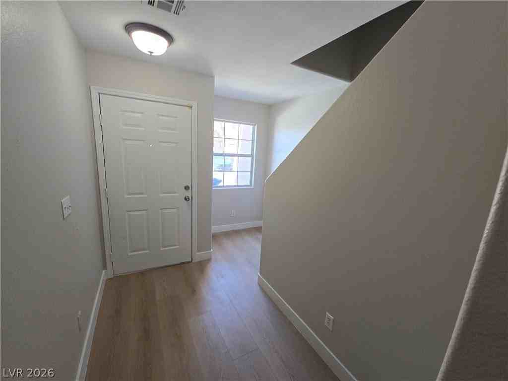 1920 Hodgenville St #102 - Photo 5 of 20