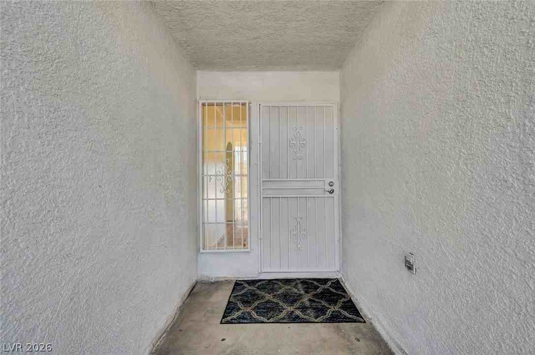 2739 E Colton Ave #0 - Photo 4 of 40