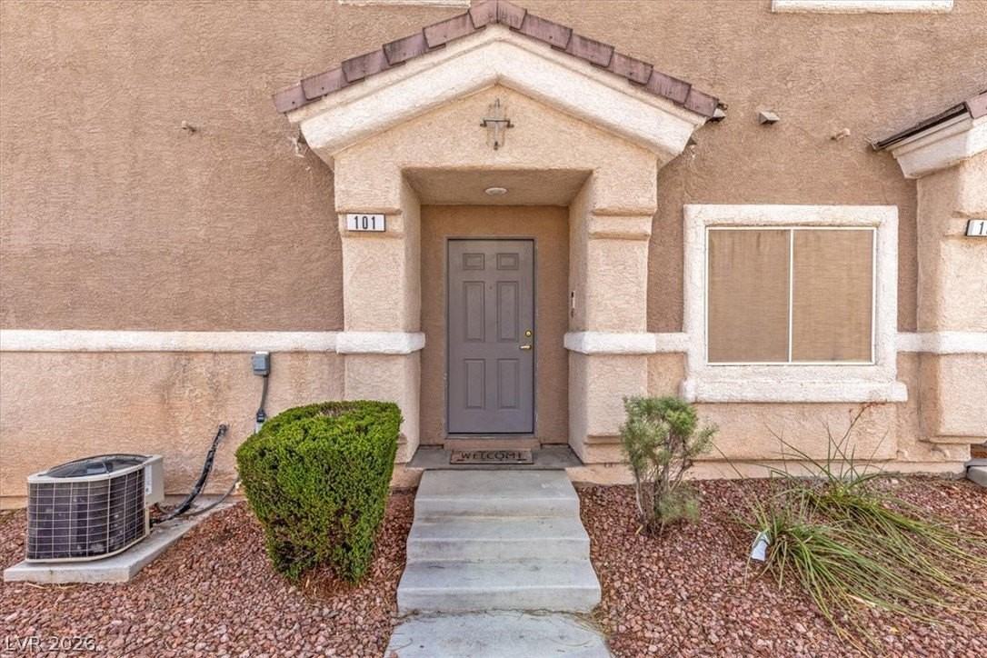 6592 Strolling Plains Ln #101 - Photo 3 of 28
