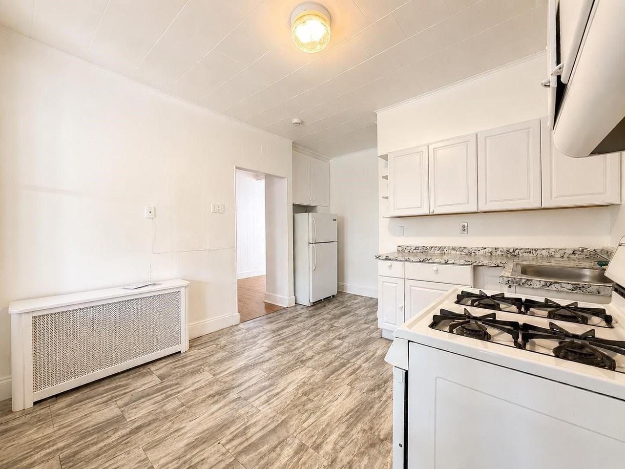 1234A John F Kennedy Blvd #2 - Photo 5 of 12