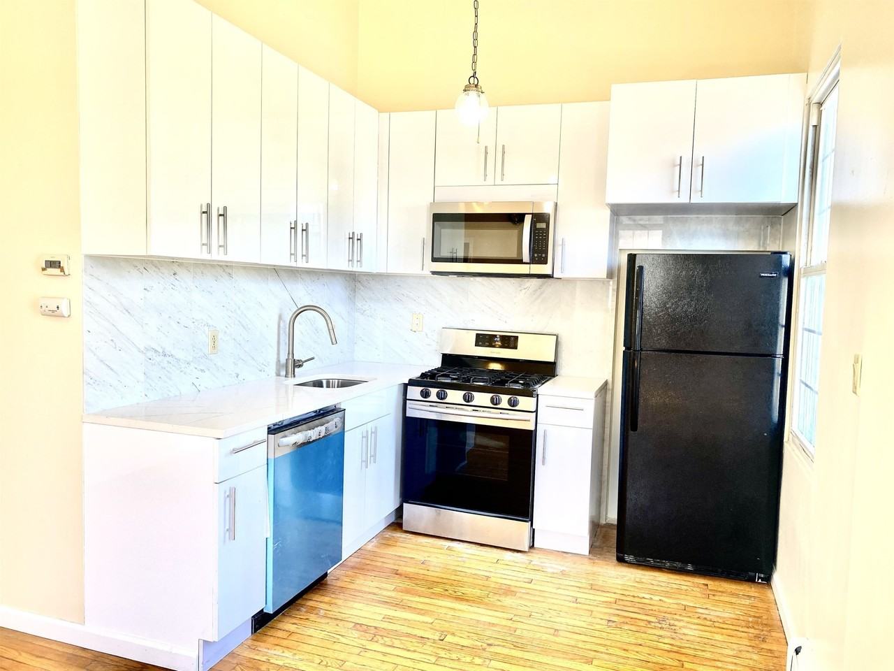 325 Central Ave #3 - Photo 2 of 19