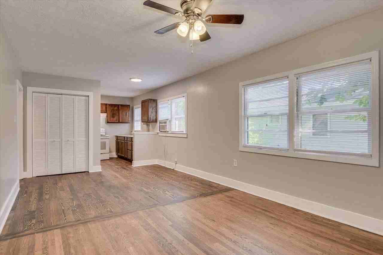 605 Jefferson Dr - Photo 4 of 15