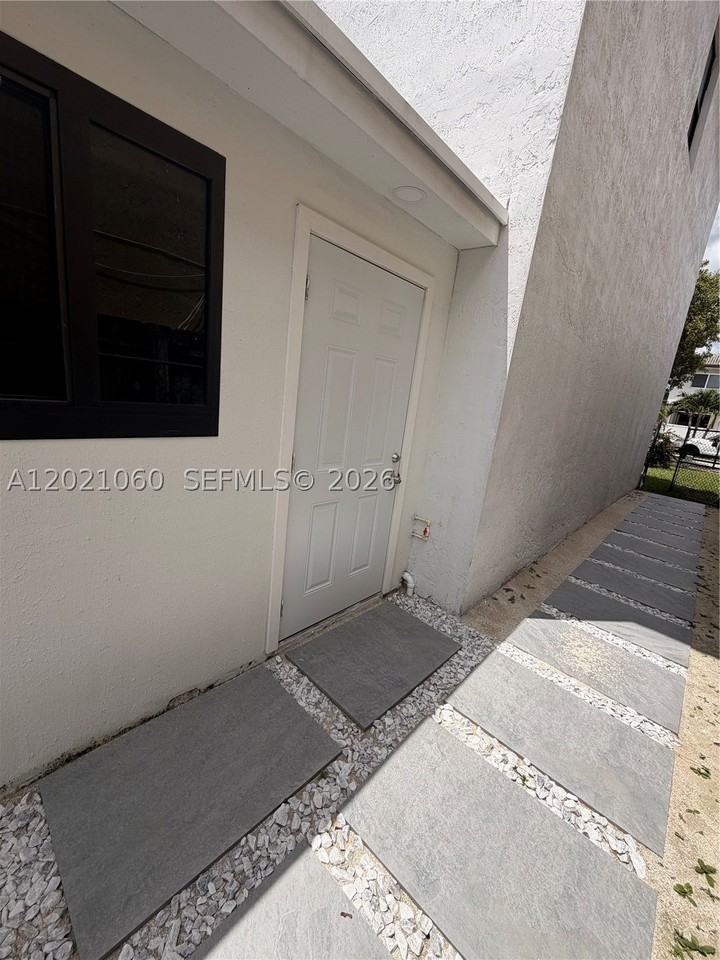 16536 Sw 54th St #1 - Photo 3 of 14