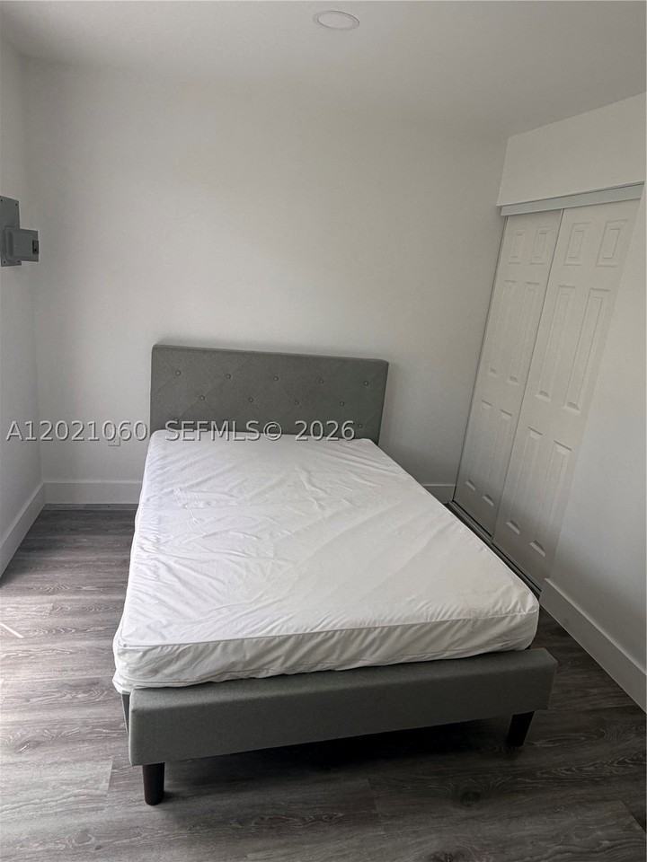 16536 Sw 54th St #1 - Photo 6 of 14