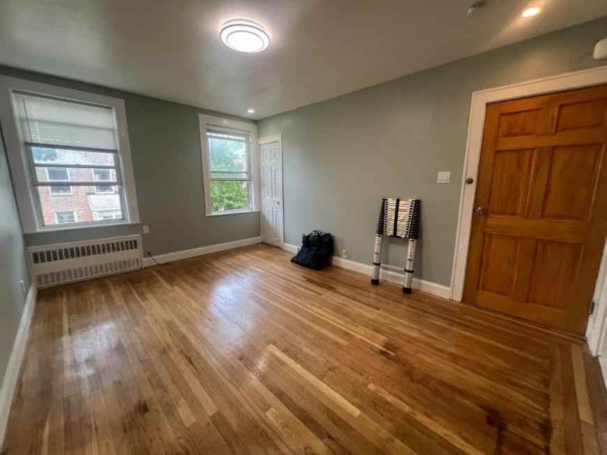 4029 48th St - Photo 2 of 10