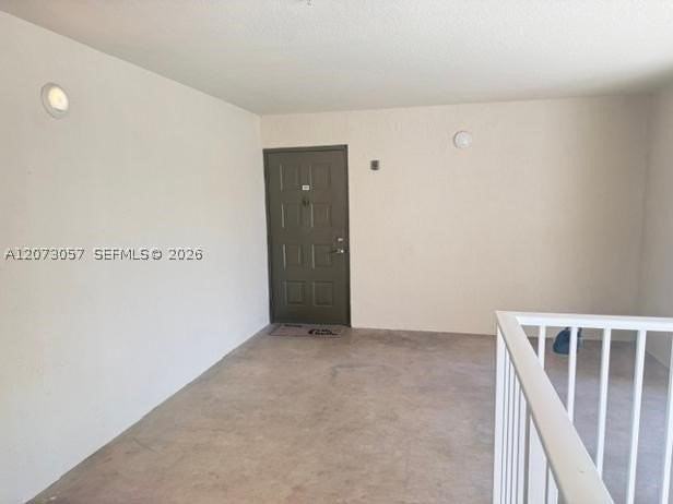 420 S Park Rd #309 - Photo 2 of 13