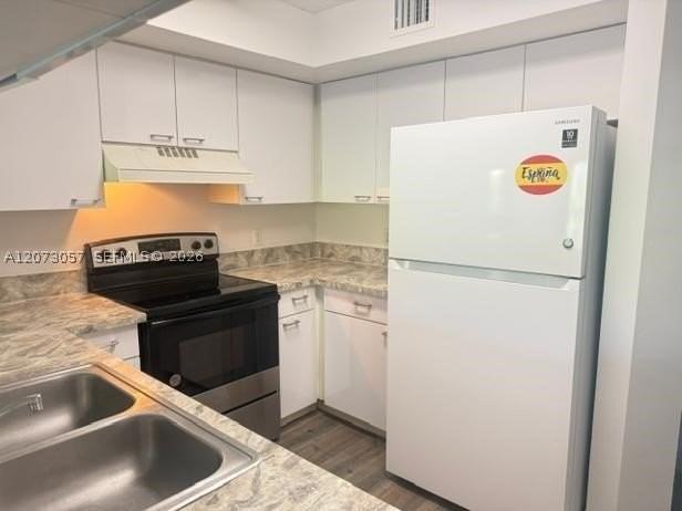 420 S Park Rd #309 - Photo 5 of 13