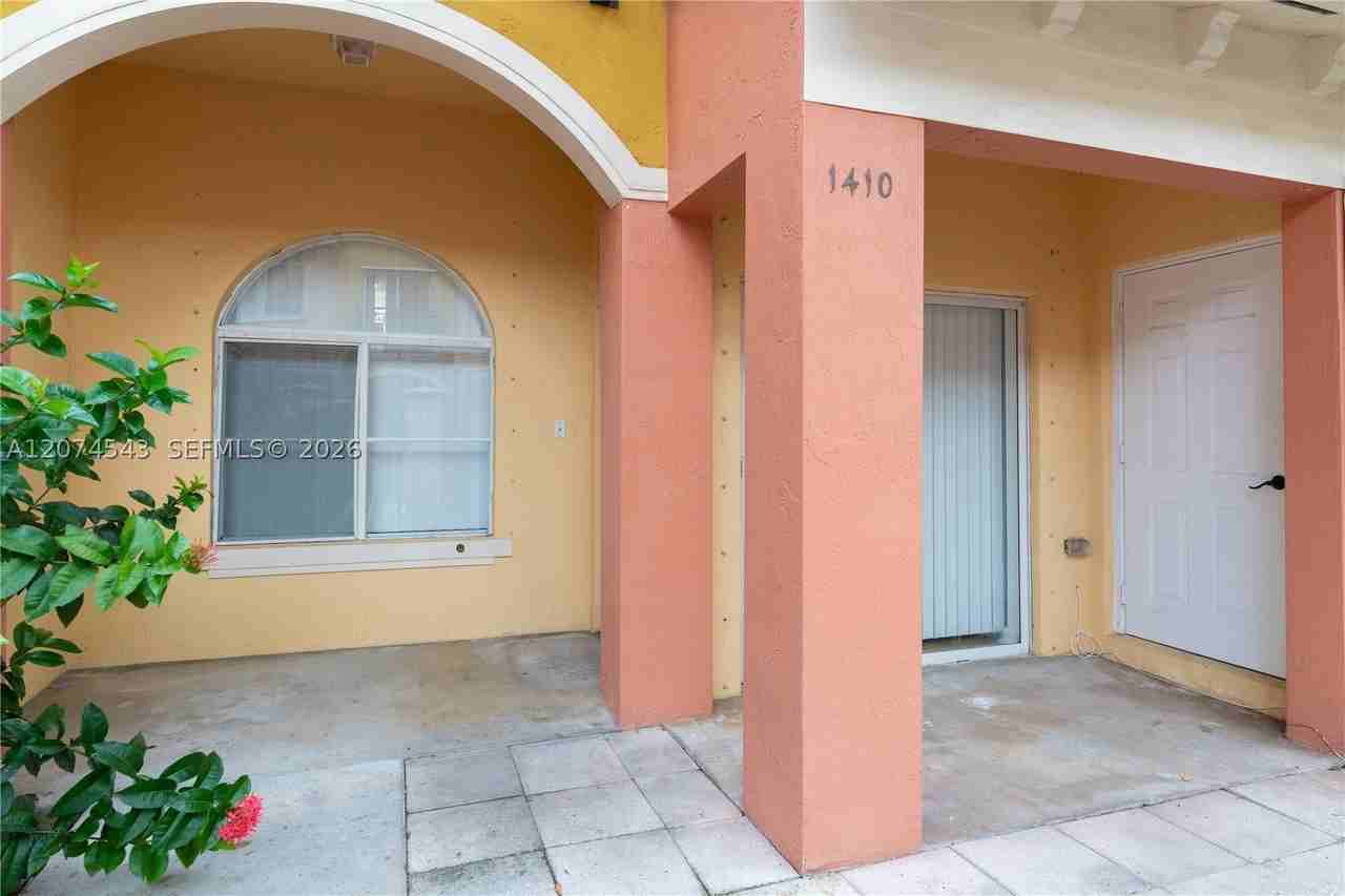 1410 S Santa Catalina Cir - Photo 5 of 36